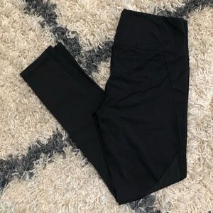 Victoria’s Sport Mesh Back Knockout Leggings - Med
